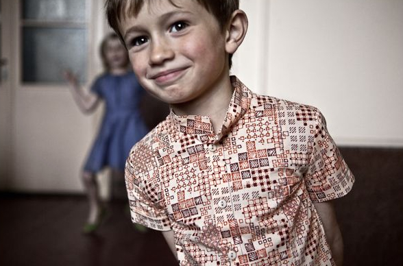 Atelier Assemble,茄子,儿童摄影,杂志